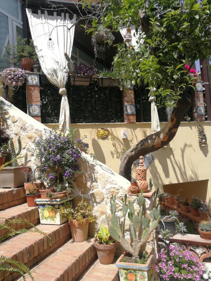 Casa Donna Fiorella Tipica Siciliana Taormina Eksteriør billede